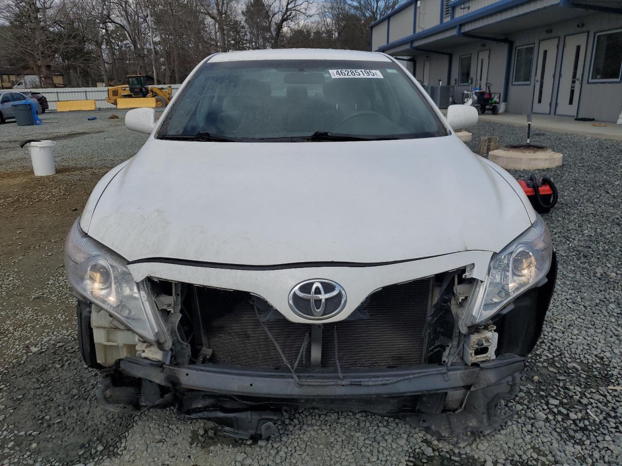2011 Toyota Camry - Image 5