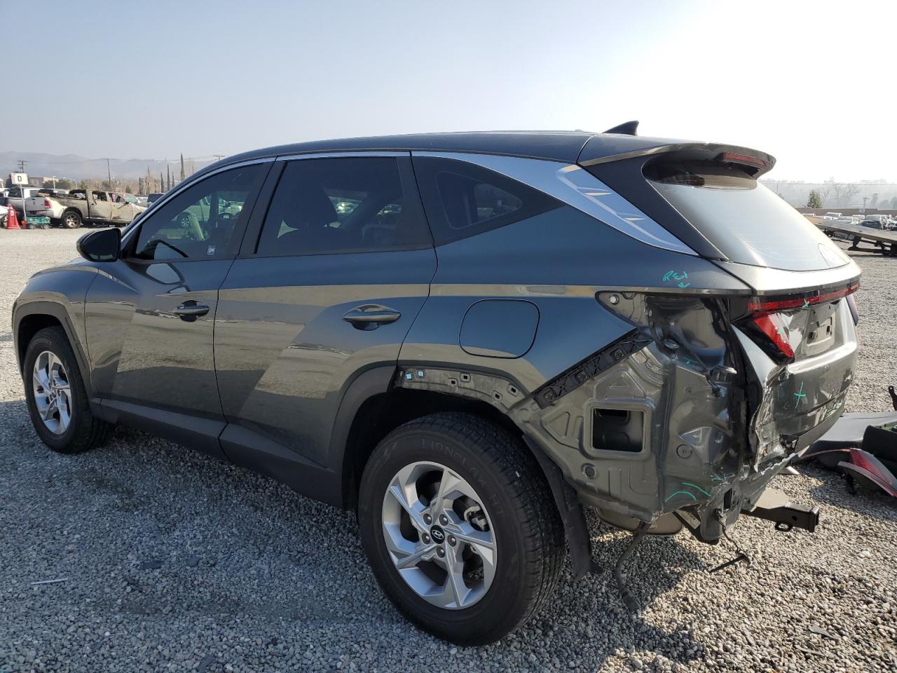 2022 Hyundai Tucson - Image 2