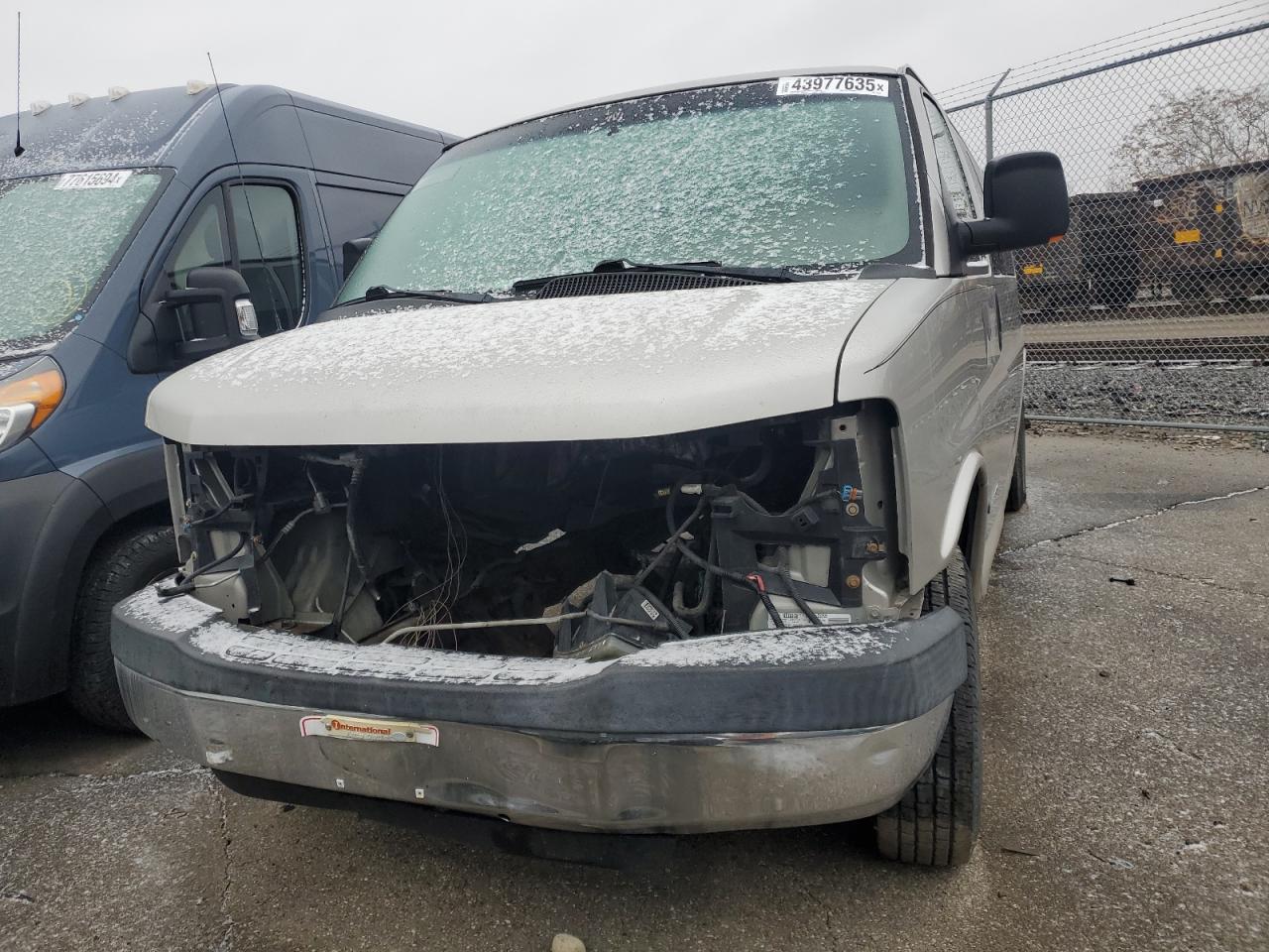 2006 GMC Savana - Image 5