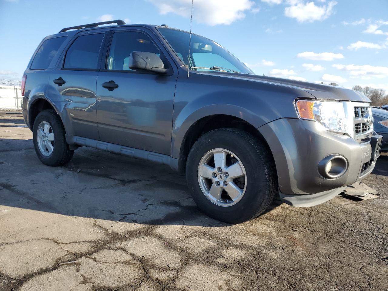2011 Ford Escape - Image 4