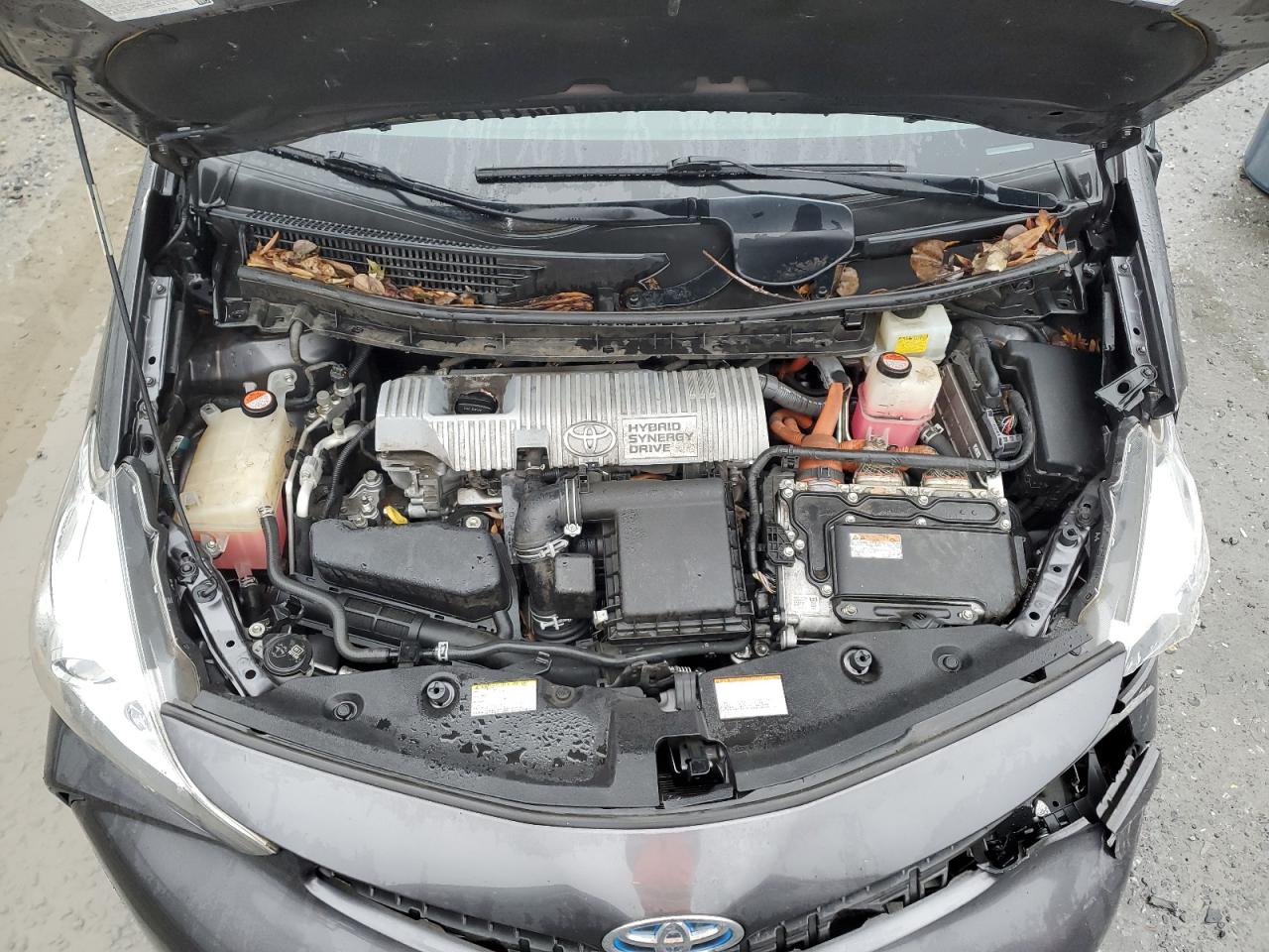 2016 Toyota Prius - Image 11