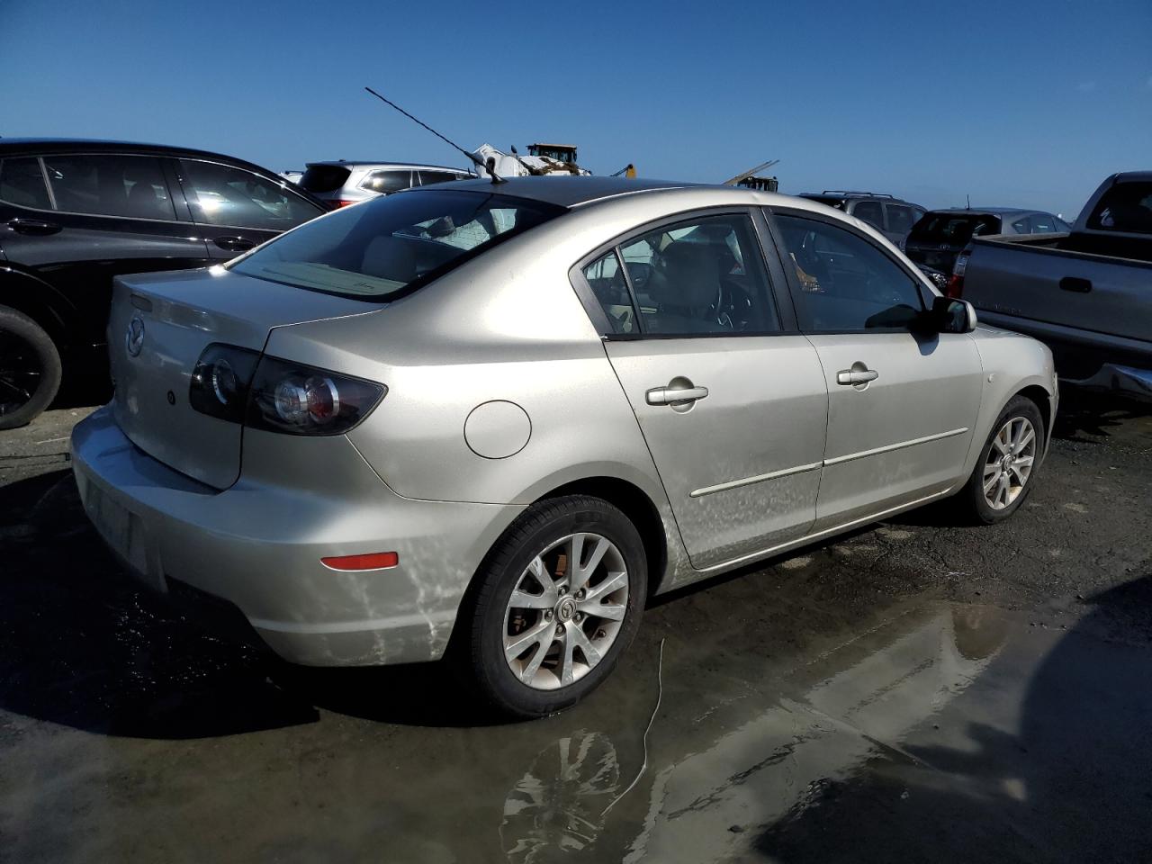 2007 Mazda 3 - Image 3