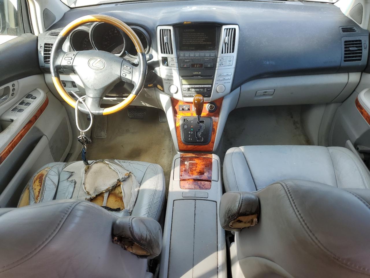 2005 Lexus RX - Image 8