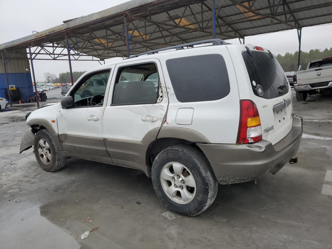 2004 Mazda Tribute - Image 2