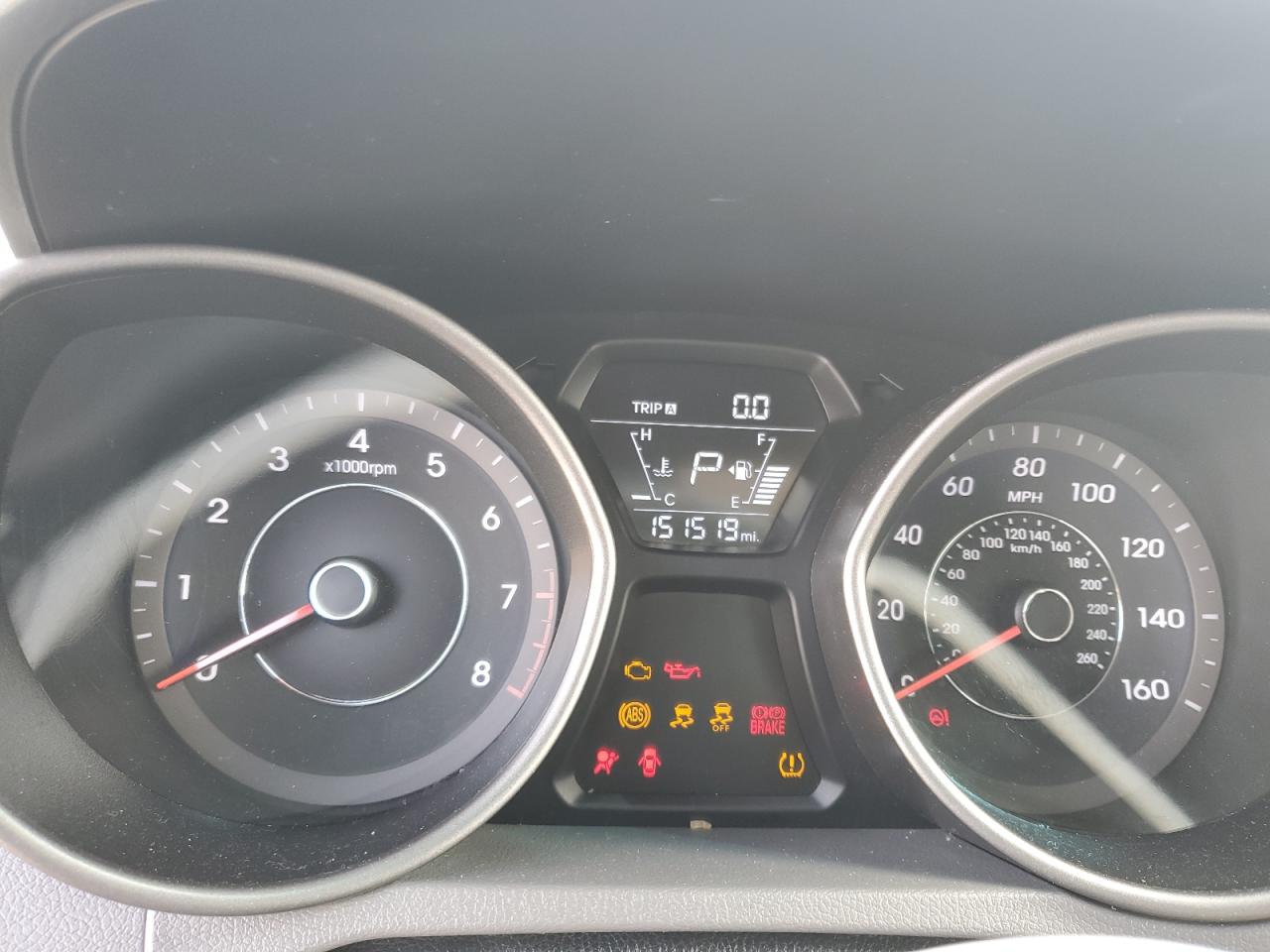 2016 Hyundai Elantra - Image 9