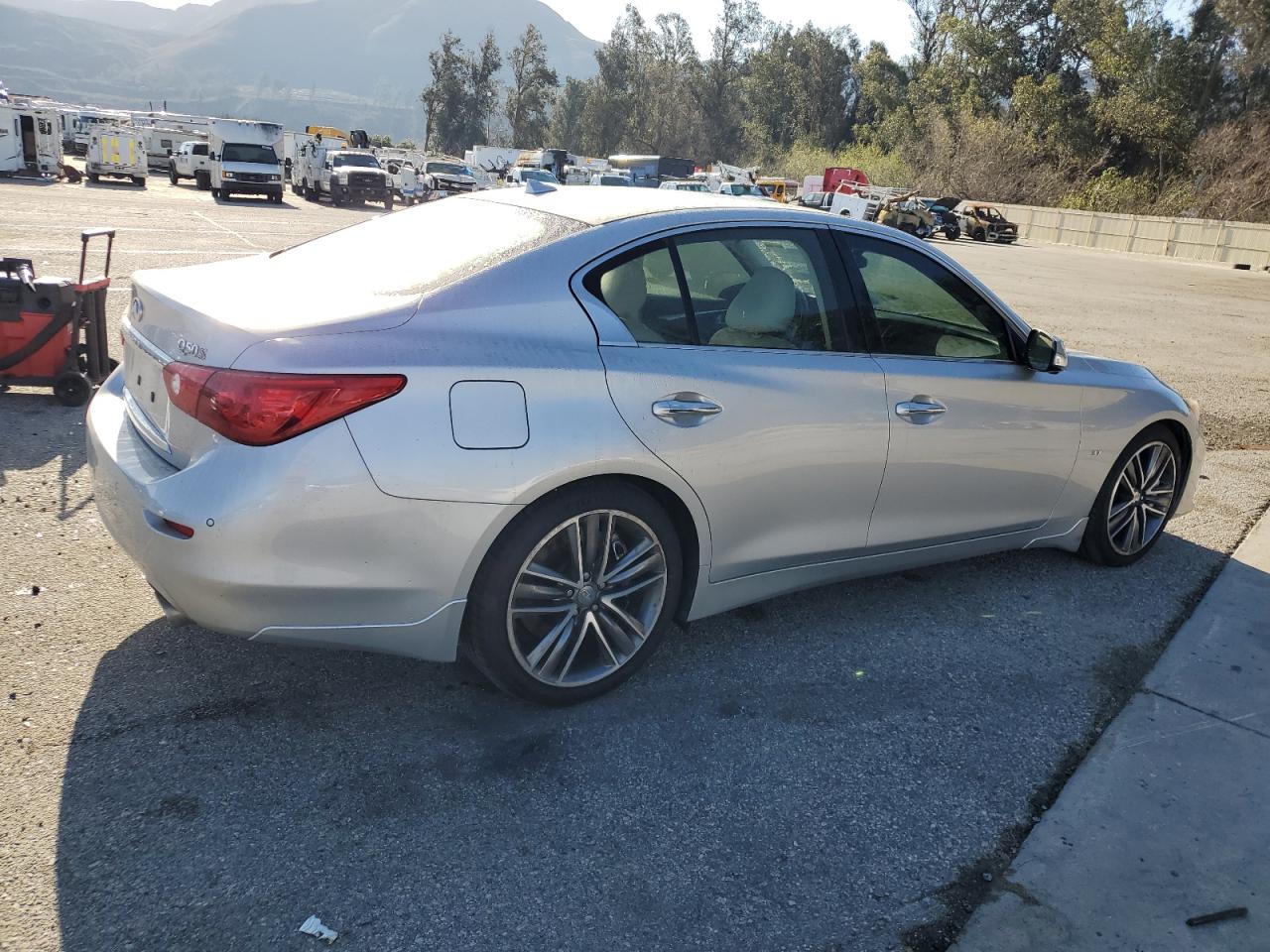 2014 Infiniti Q50 - Image 3