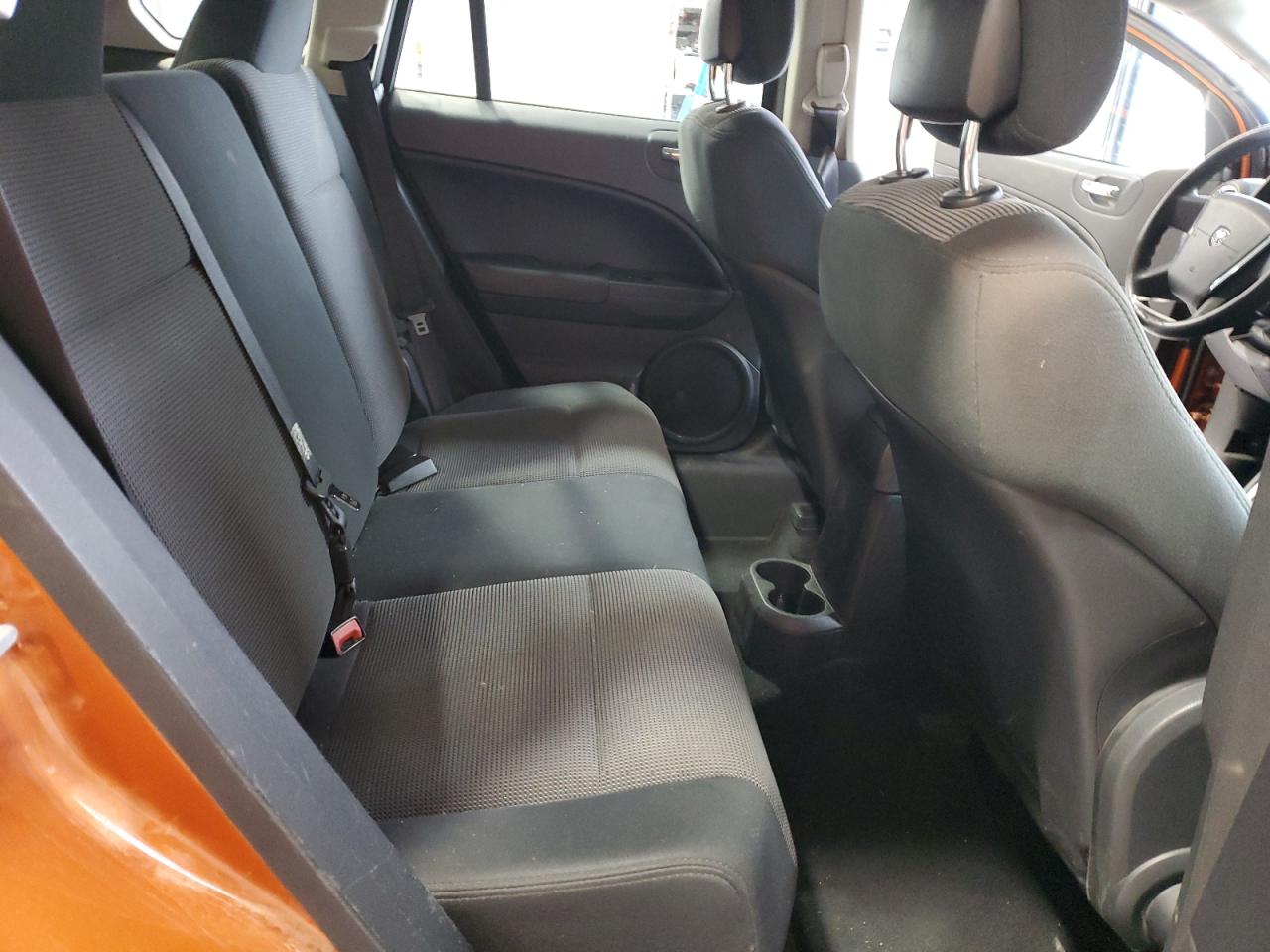 2011 Dodge Caliber - Image 10