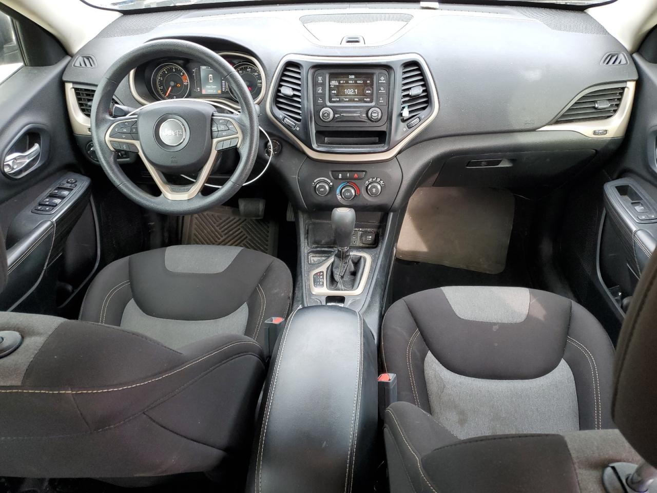 2016 Jeep Grand Cherokee - Image 8