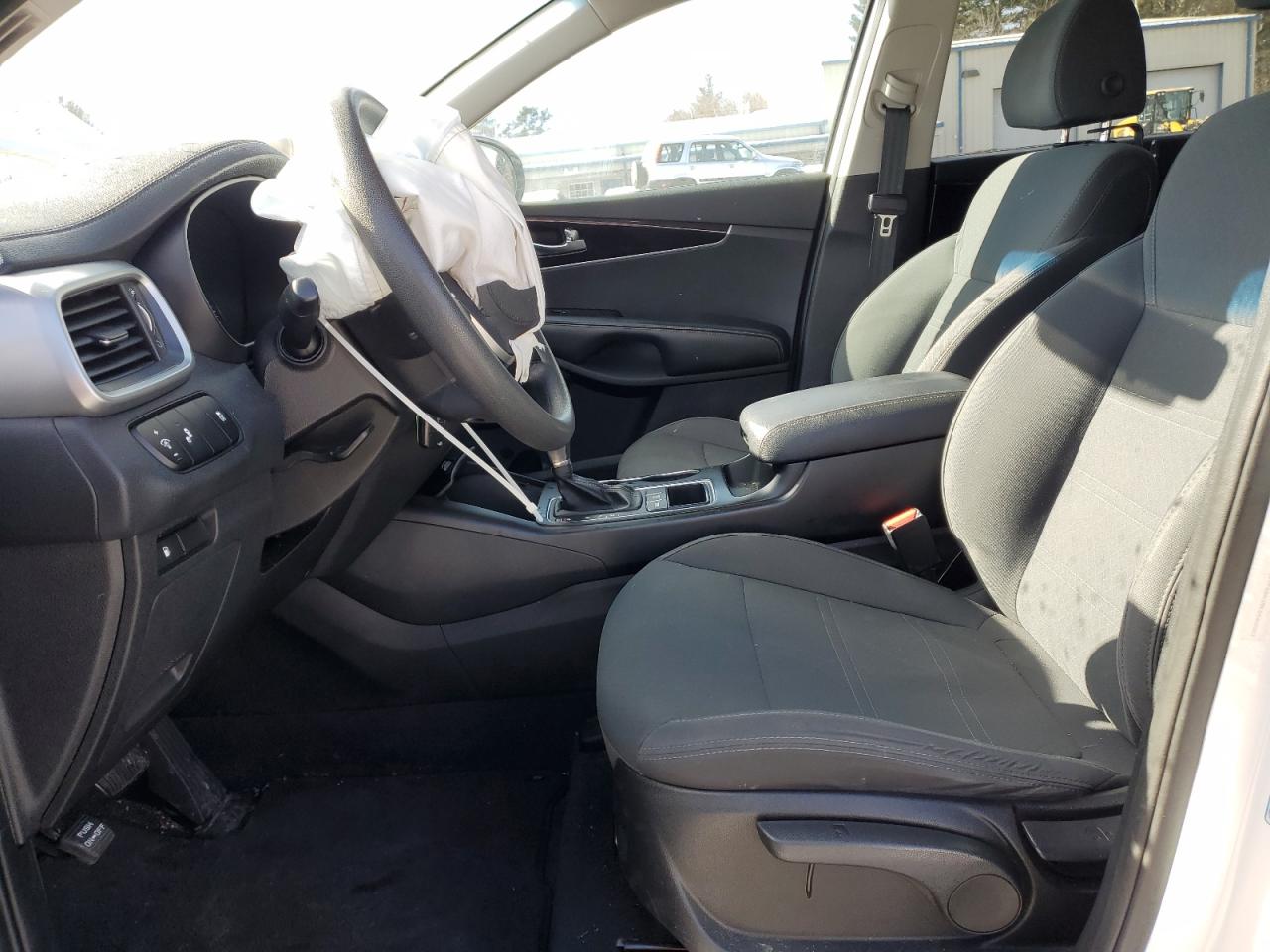 2019 Kia Sorento - Image 7