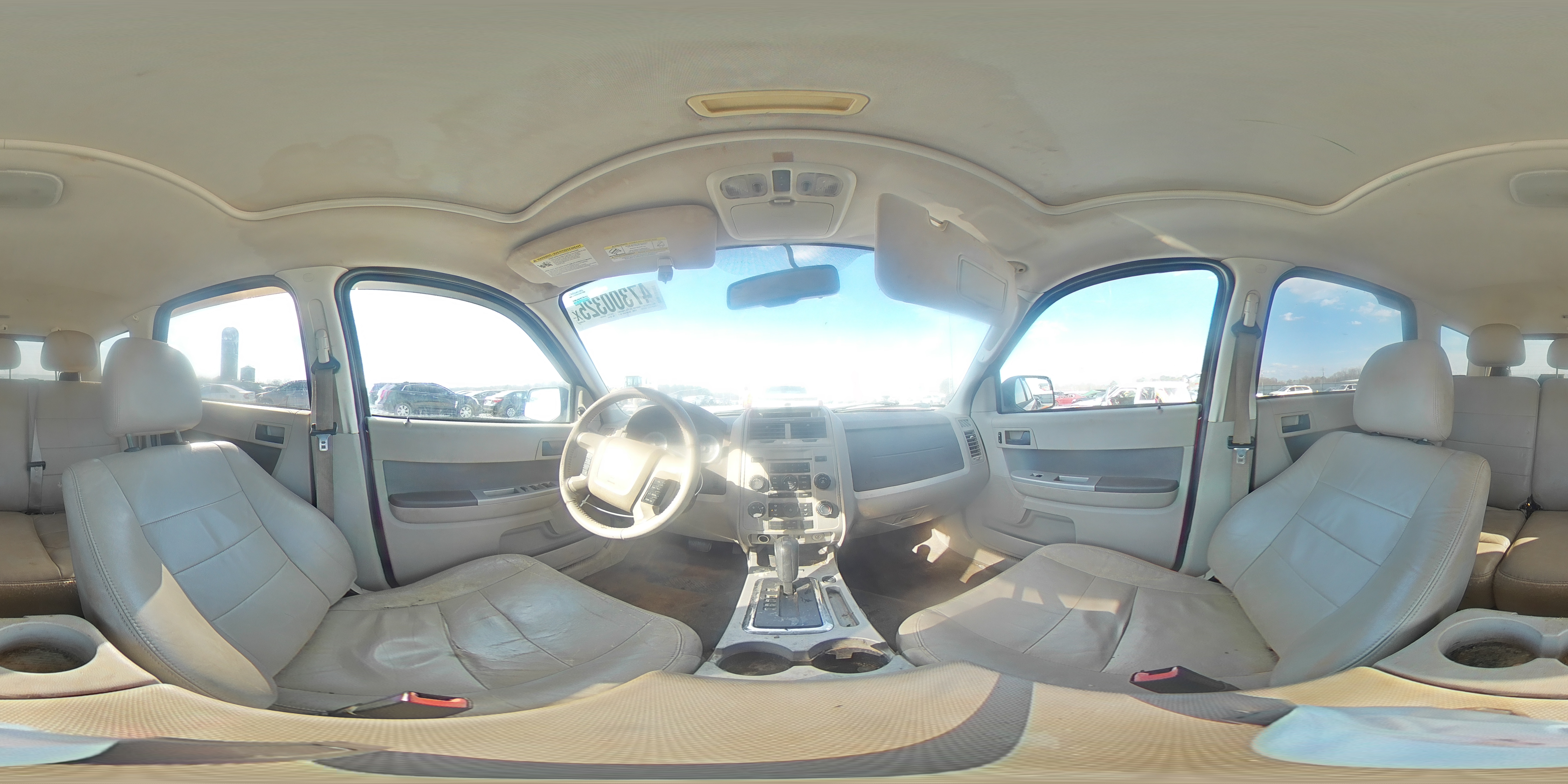 2010 Ford Escape - Image 13