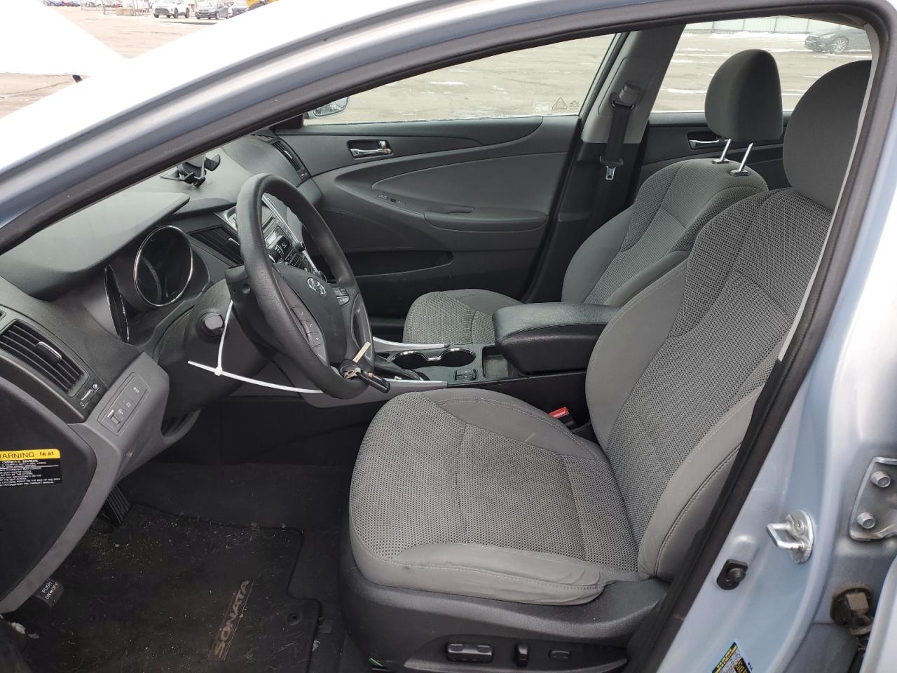 2013 Hyundai Sonata - Image 7