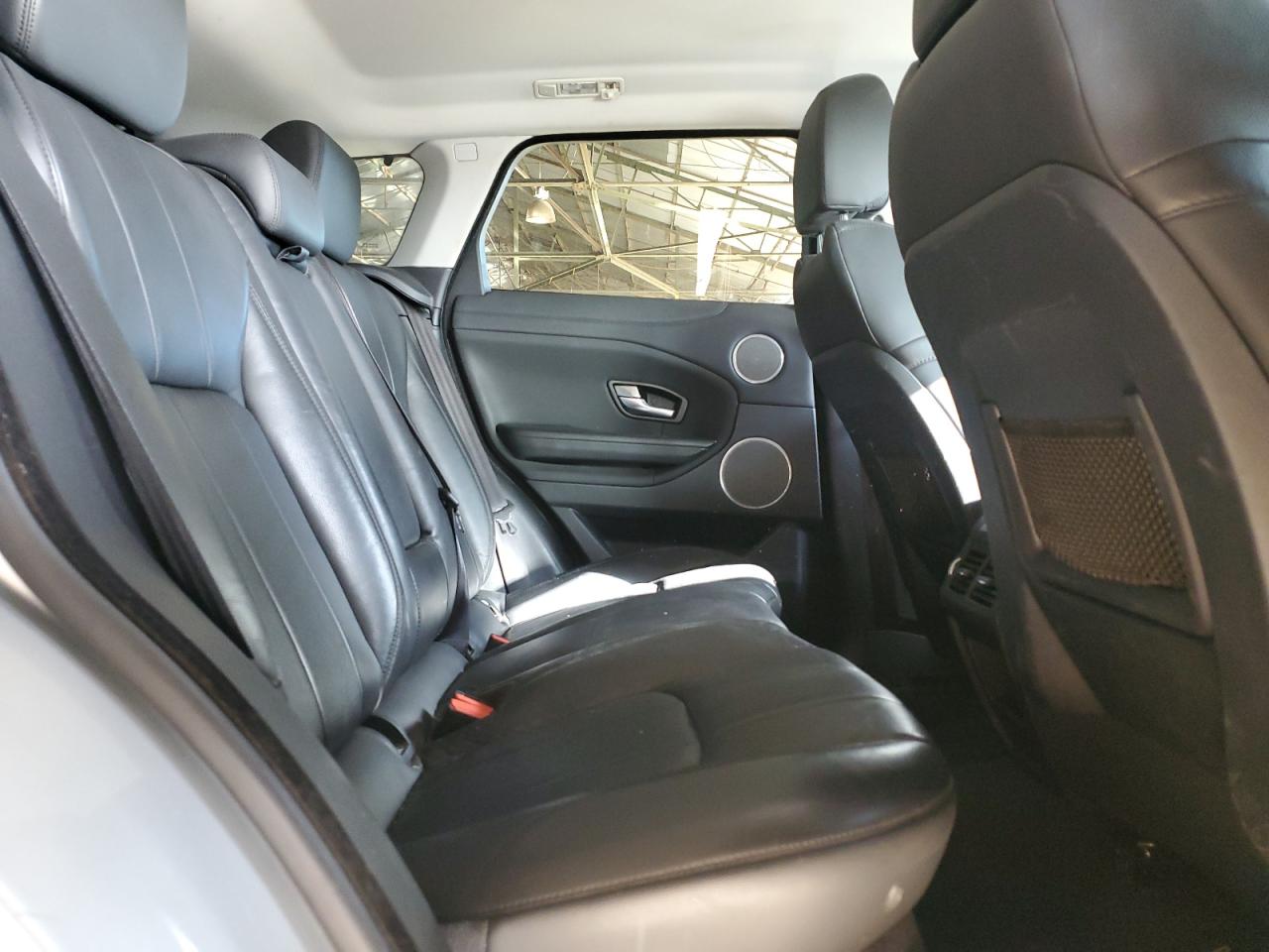 2017 Land Rover Range Rover - Image 10