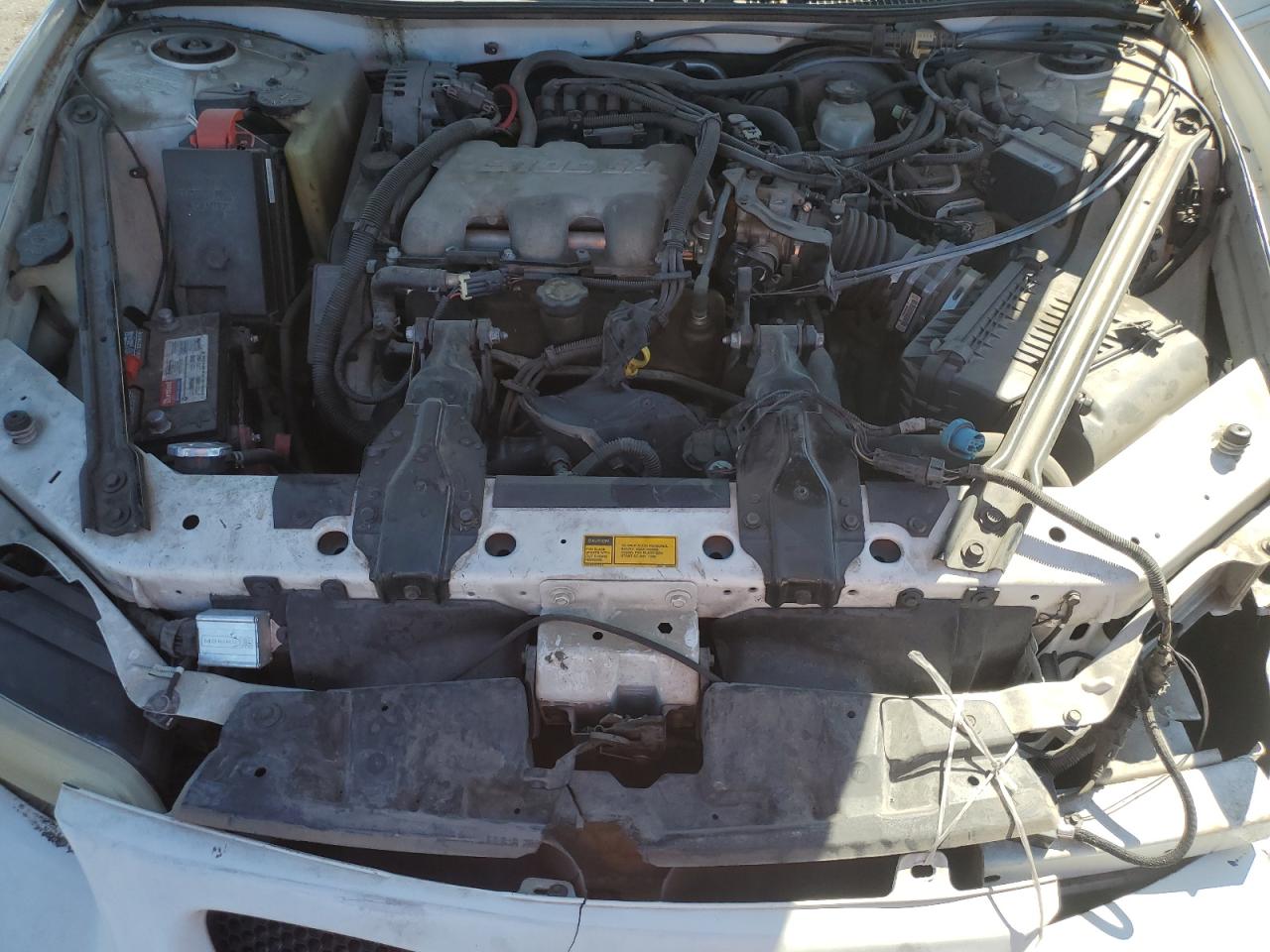 2001 Pontiac Grand Prix - Image 13