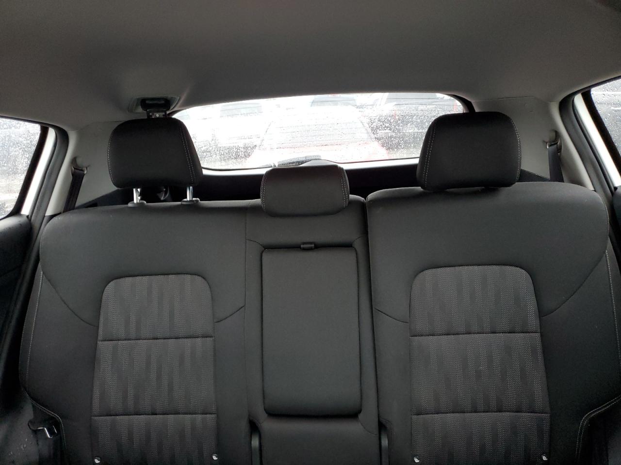 2022 Kia Sportage - Image 10