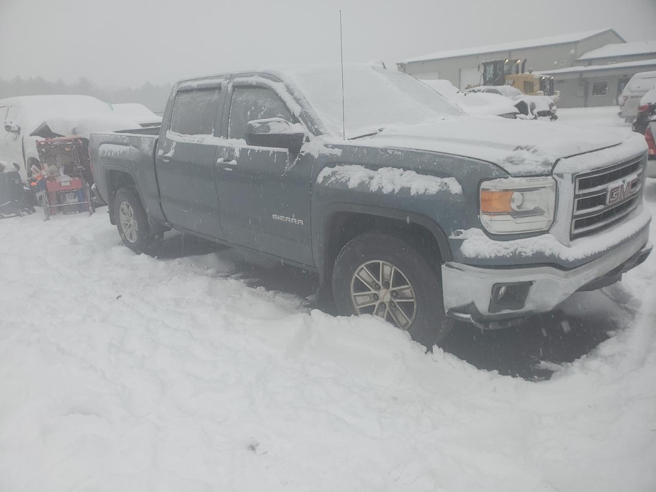 2014 GMC Sierra - Image 4