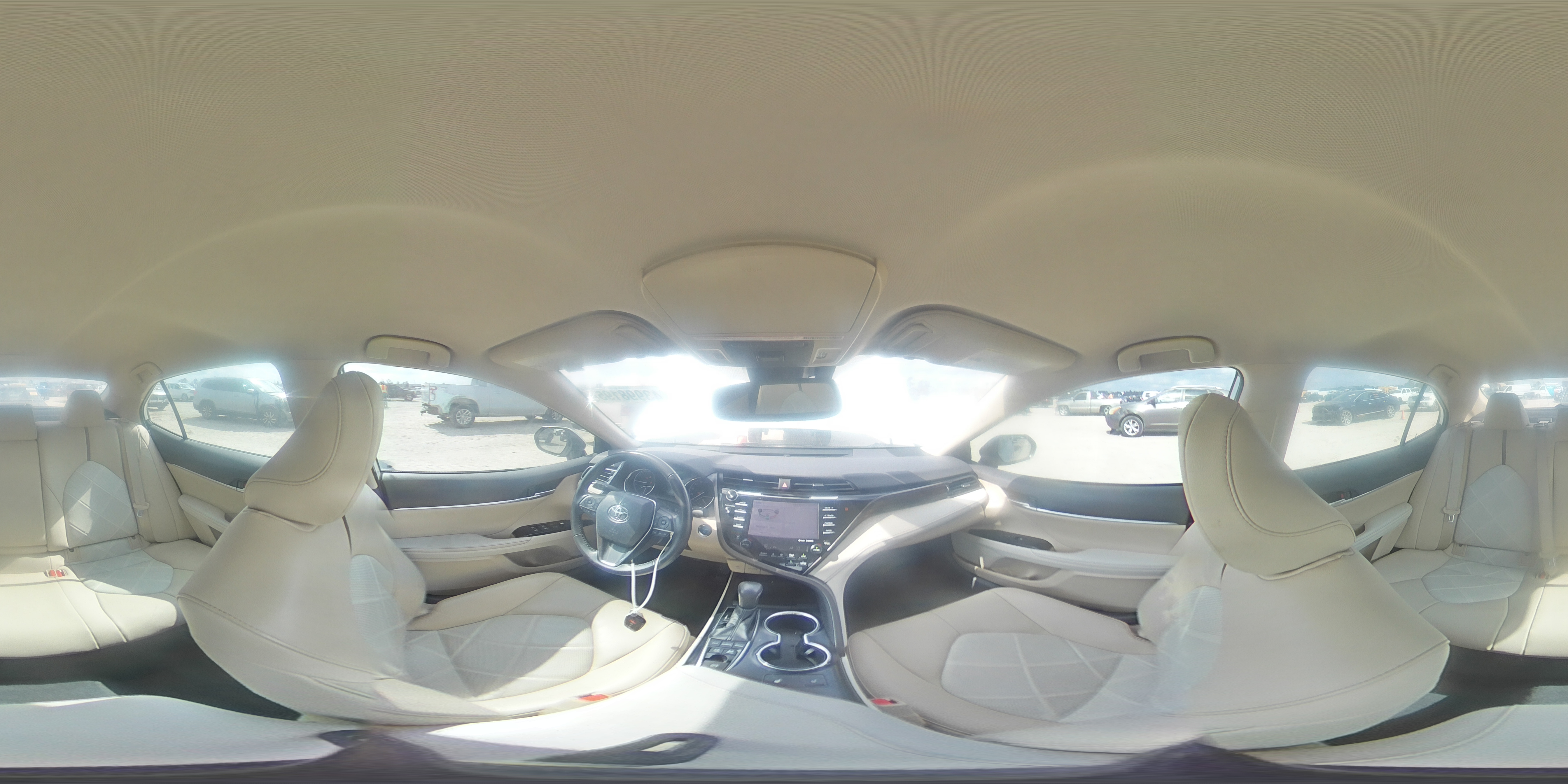 2019 Toyota Camry - Image 14