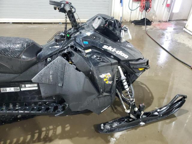 2018 SKIDOO SNOWMOBILE