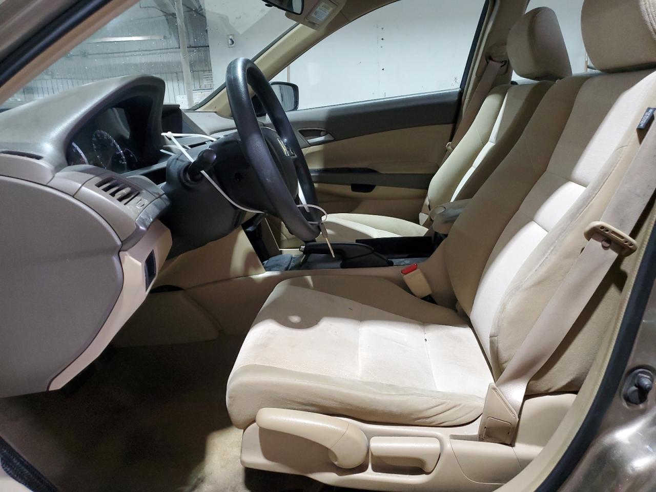 2009 Honda Accord - Image 7