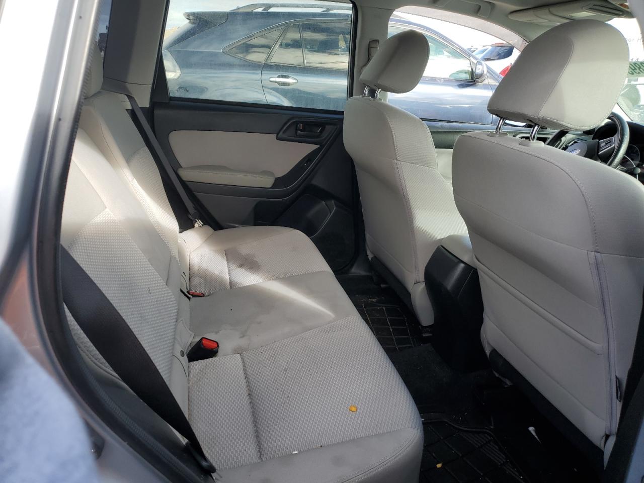 2016 Subaru Forester - Image 10