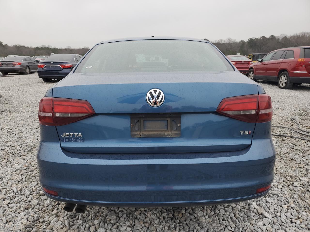 2017 Volkswagen Jetta - Image 6