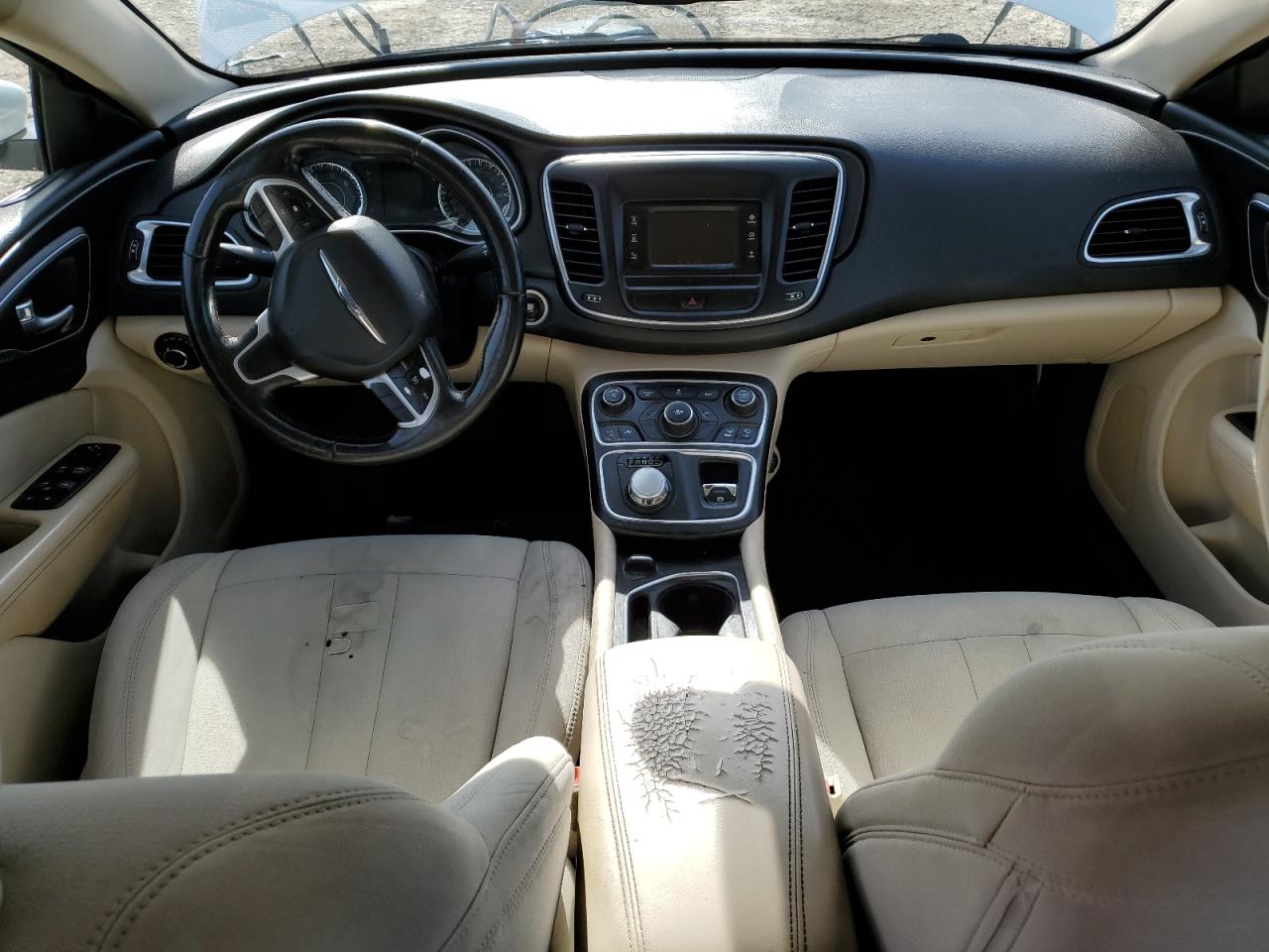 2015 Chrysler 200 - Image 8