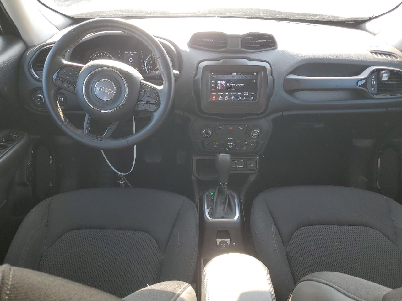 2018 Jeep Renegade - Image 8