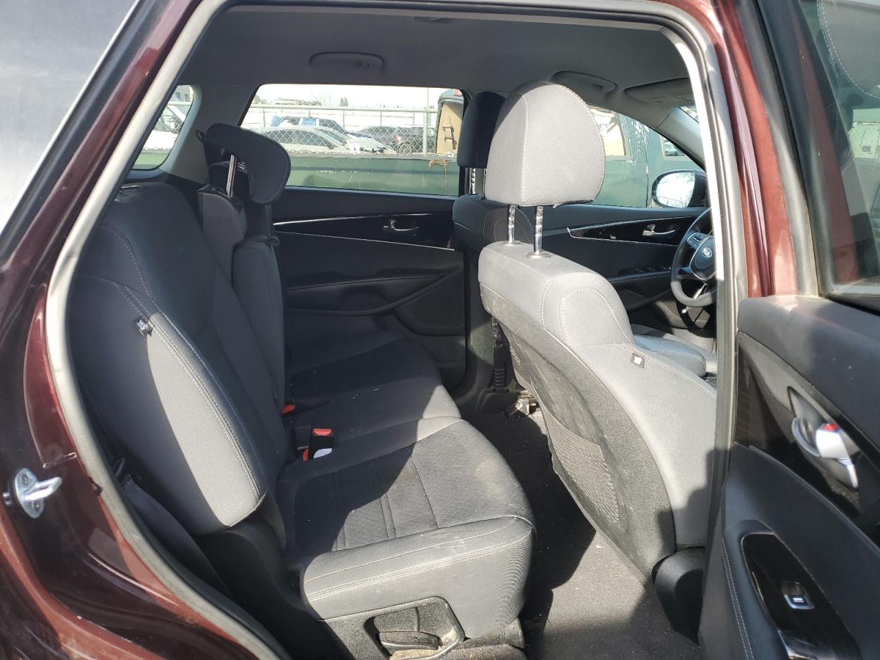 2019 Kia Sorento - Image 11