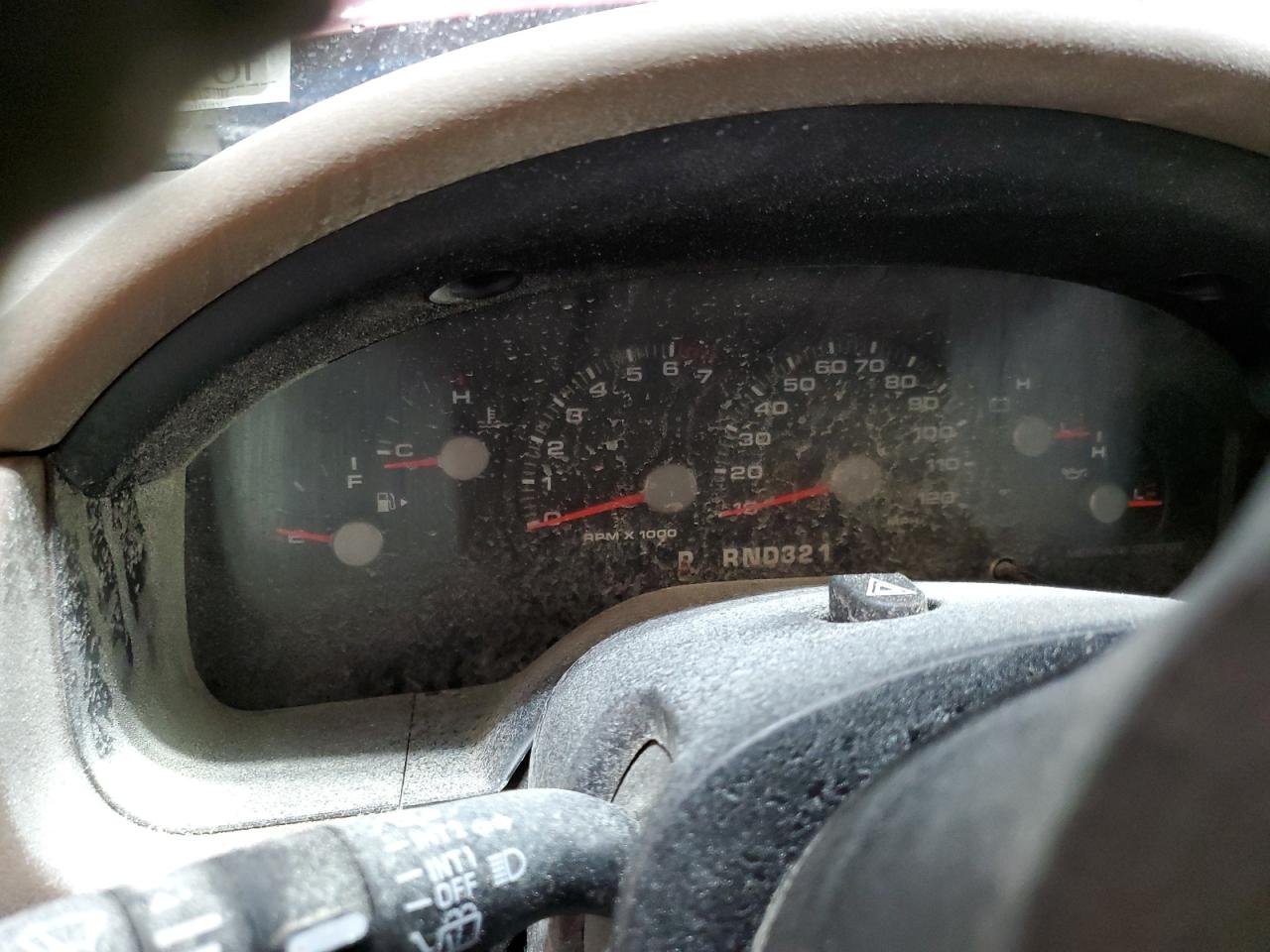 2005 Ford Explorer - Image 9