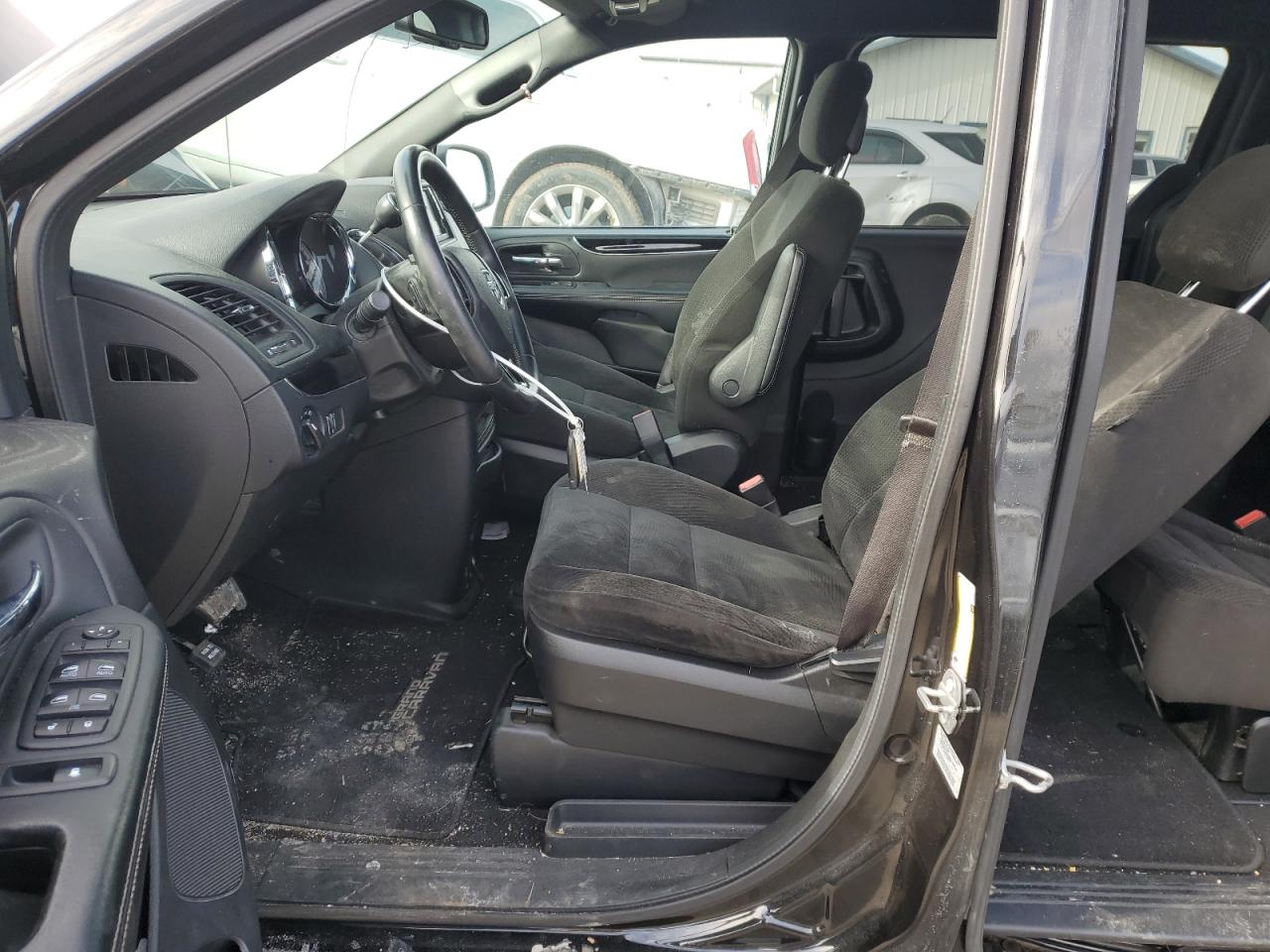 2017 Dodge Caravan - Image 7