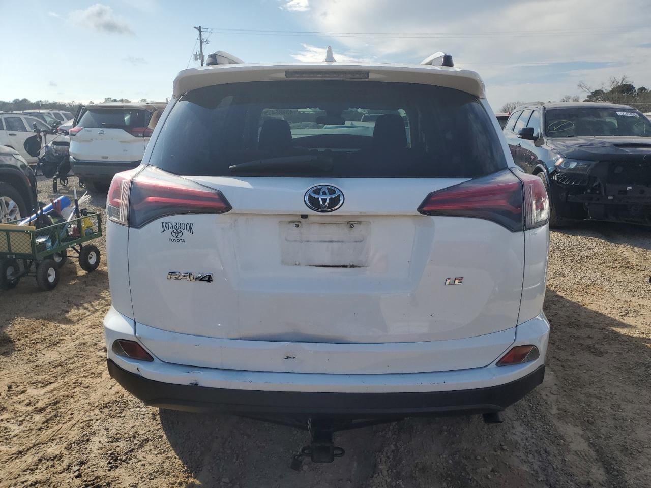 2017 Toyota RAV 4 - Image 6