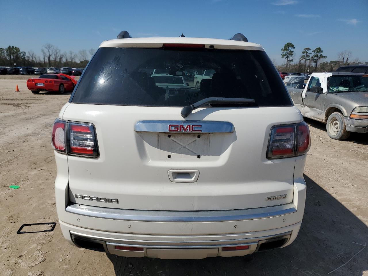 2013 GMC Acadia - Image 6