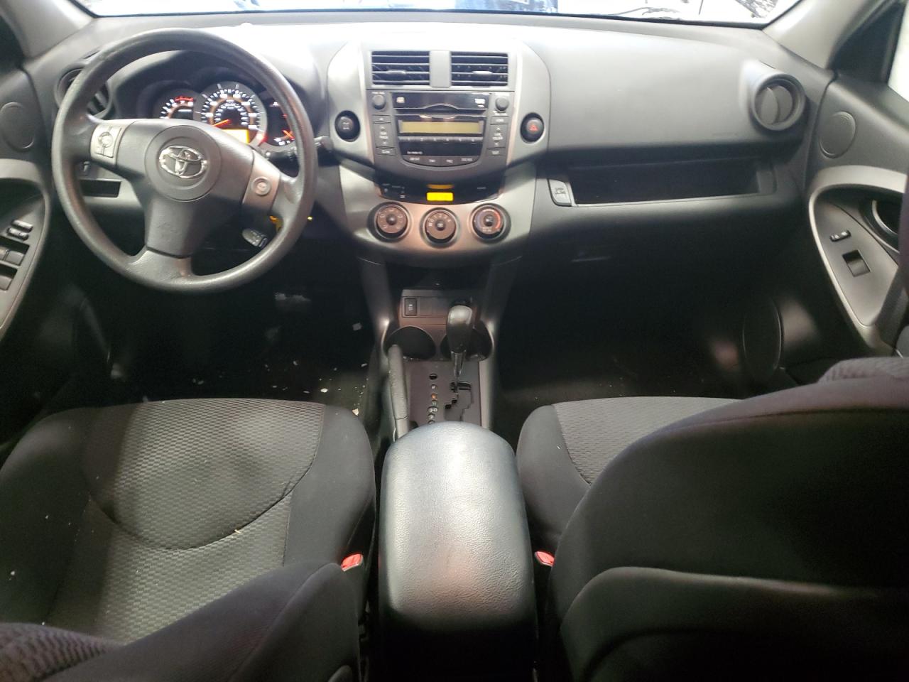 2011 Toyota RAV 4 - Image 8