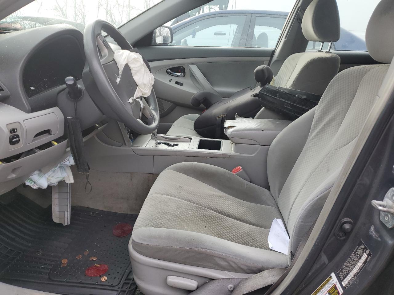 2009 Toyota Camry - Image 7