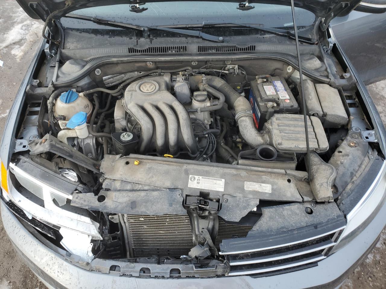 2015 Volkswagen Jetta - Image 11