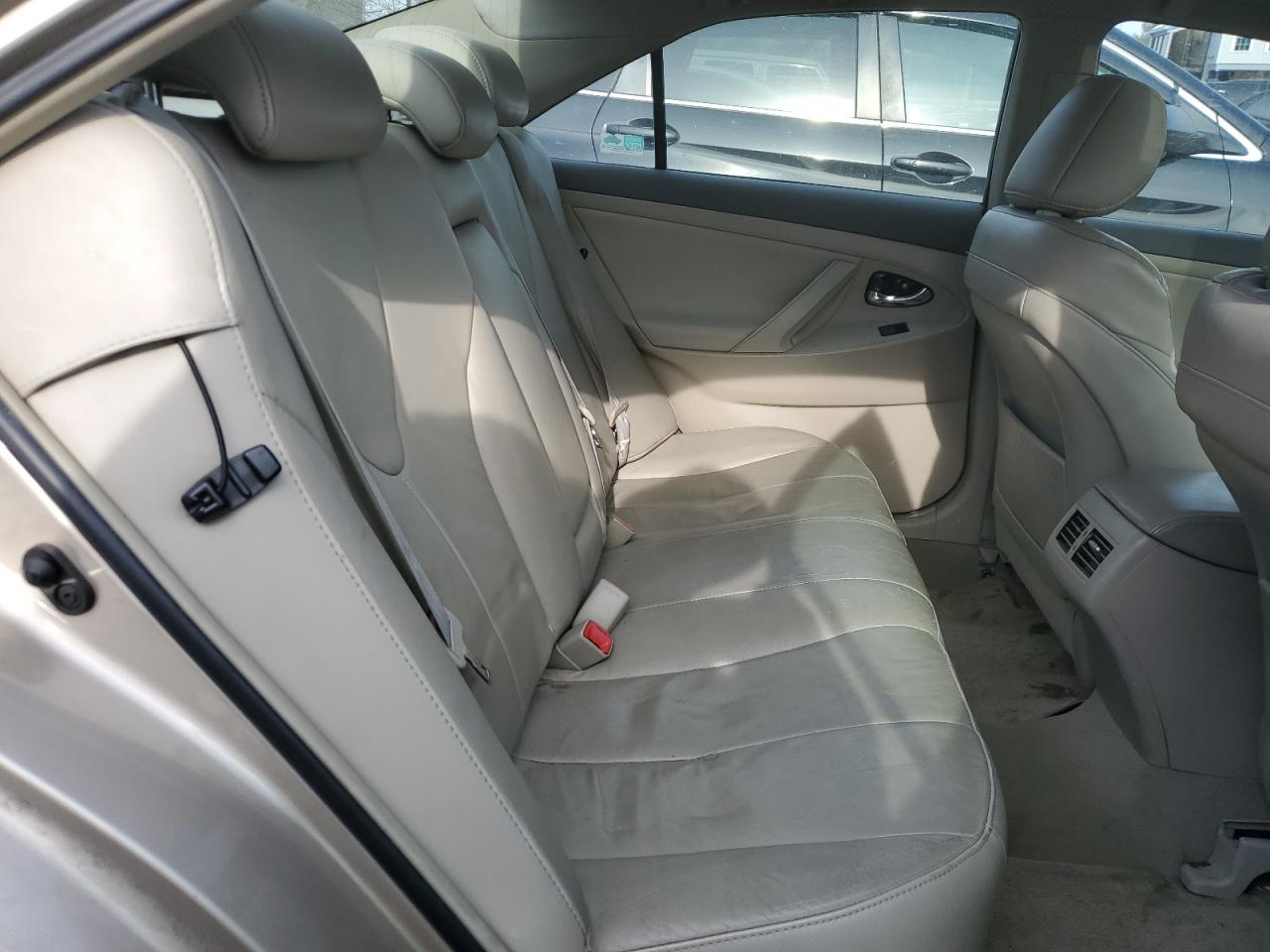 2008 Toyota Camry - Image 10
