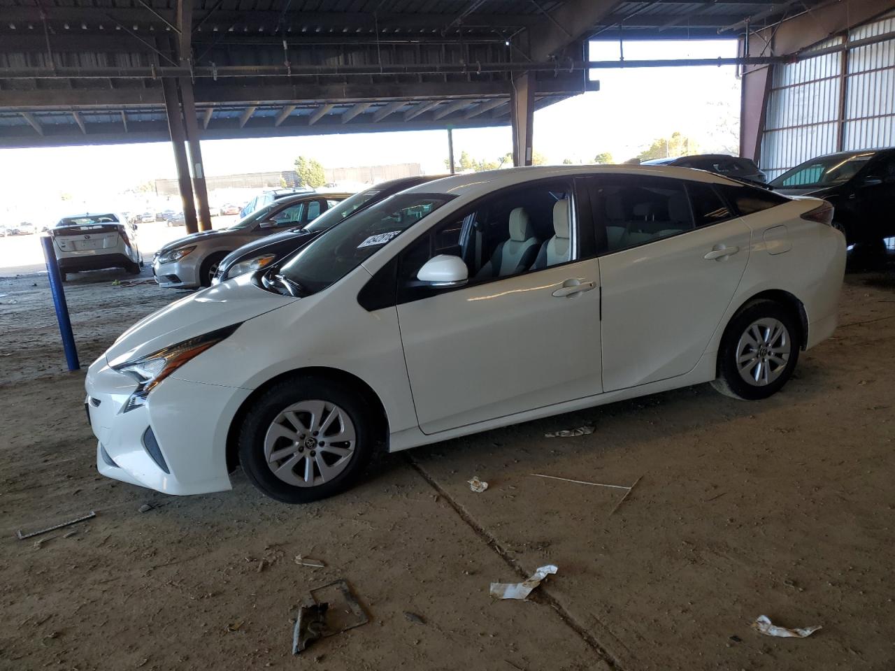 2016 Toyota Prius - Image 1