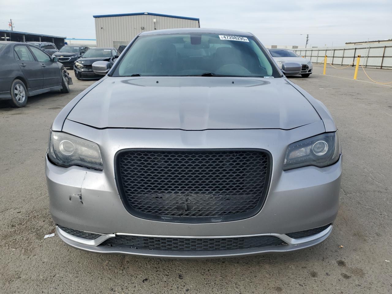 2015 Chrysler 300 - Image 5