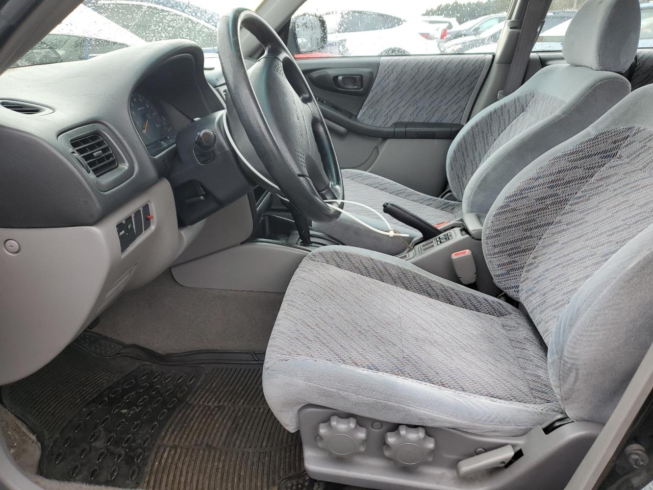 1998 Subaru Forester - Image 7