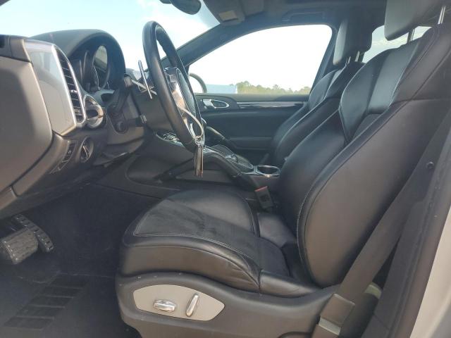 Паркетники PORSCHE CAYENNE 2014 Серебристый