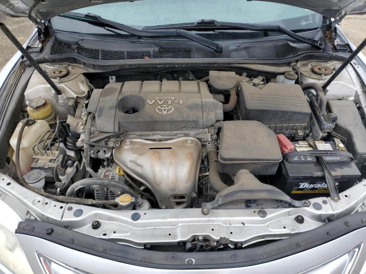 2010 Toyota Camry - Image 11