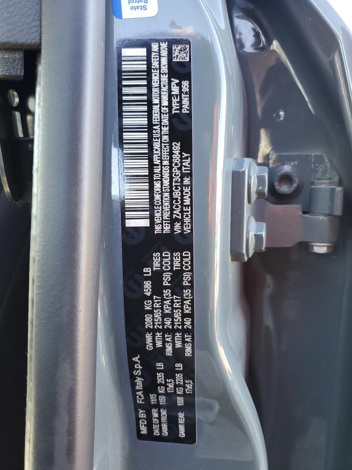 2016 Jeep Renegade - Image 13