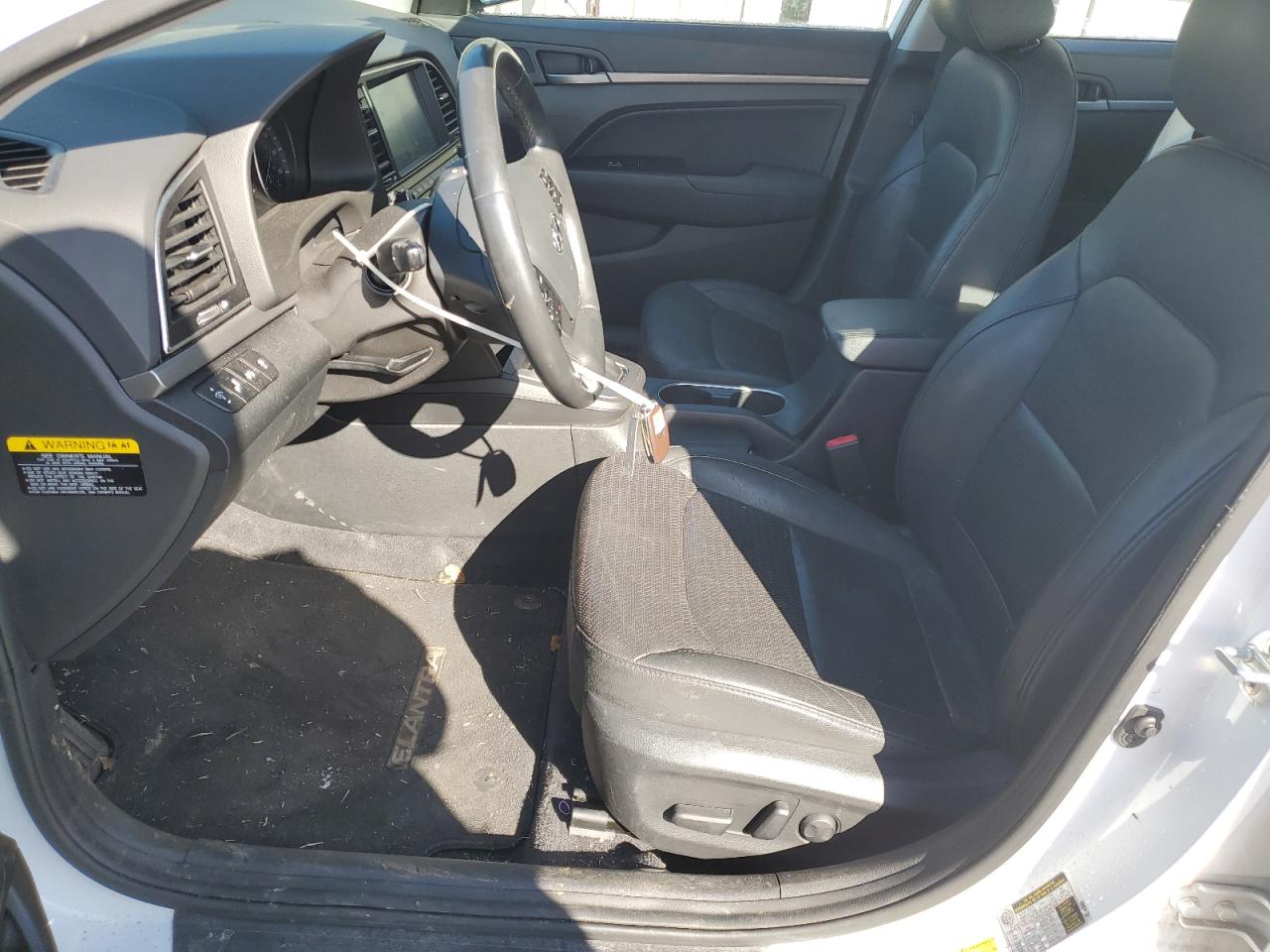 2018 Hyundai Elantra - Image 7