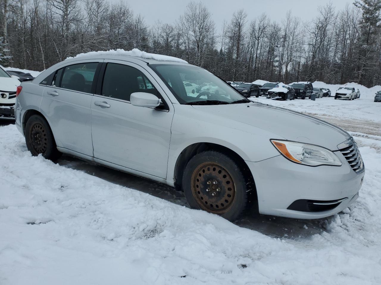 2012 Chrysler 200 - Image 4