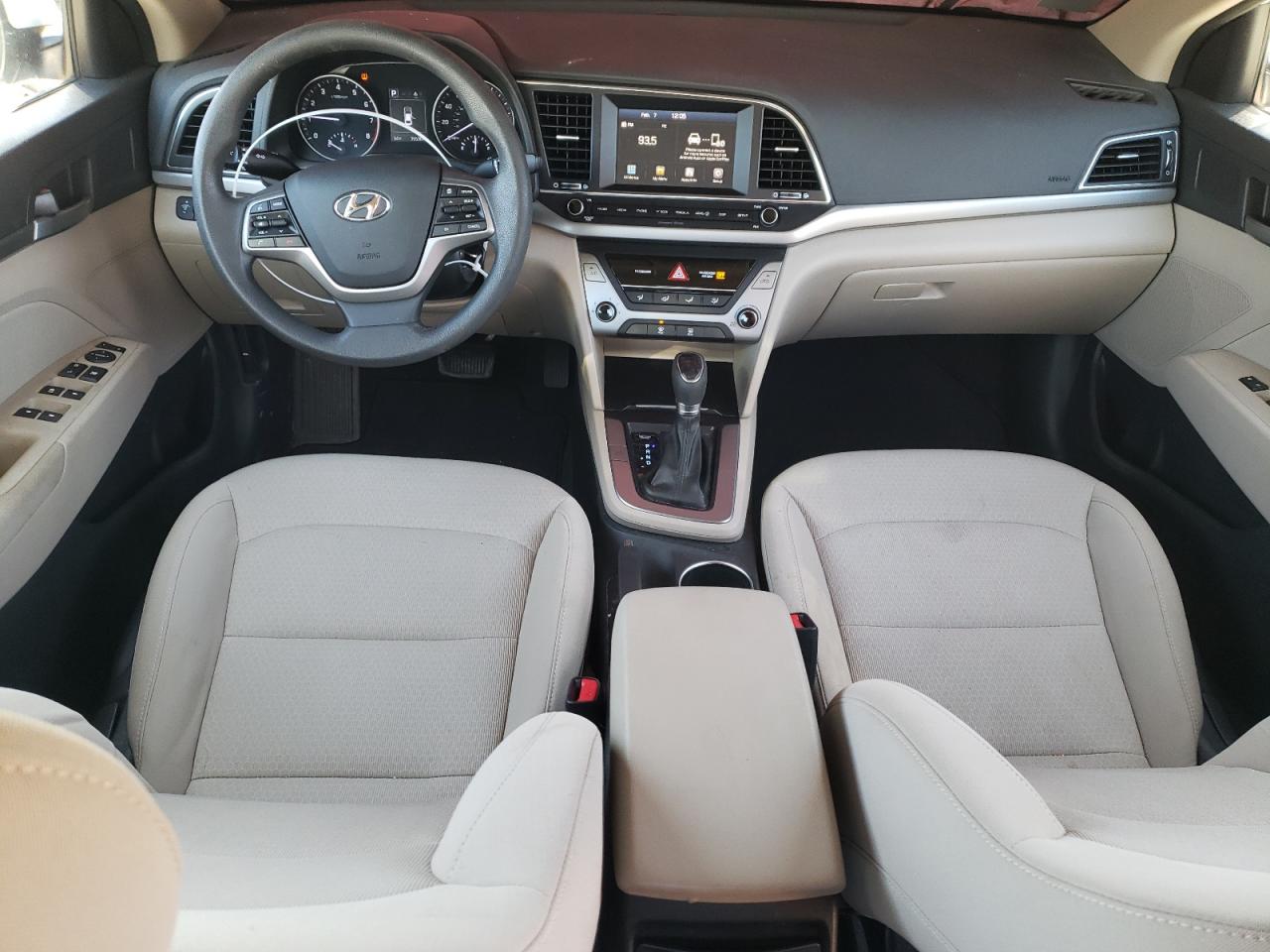 2018 Hyundai Elantra - Image 8