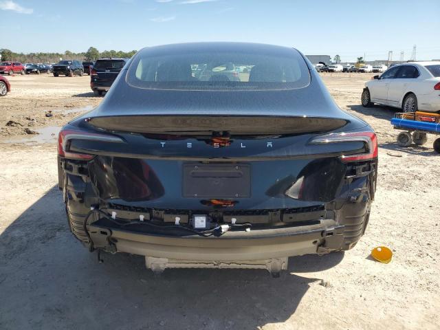  TESLA MODEL 3 2024 Czarny