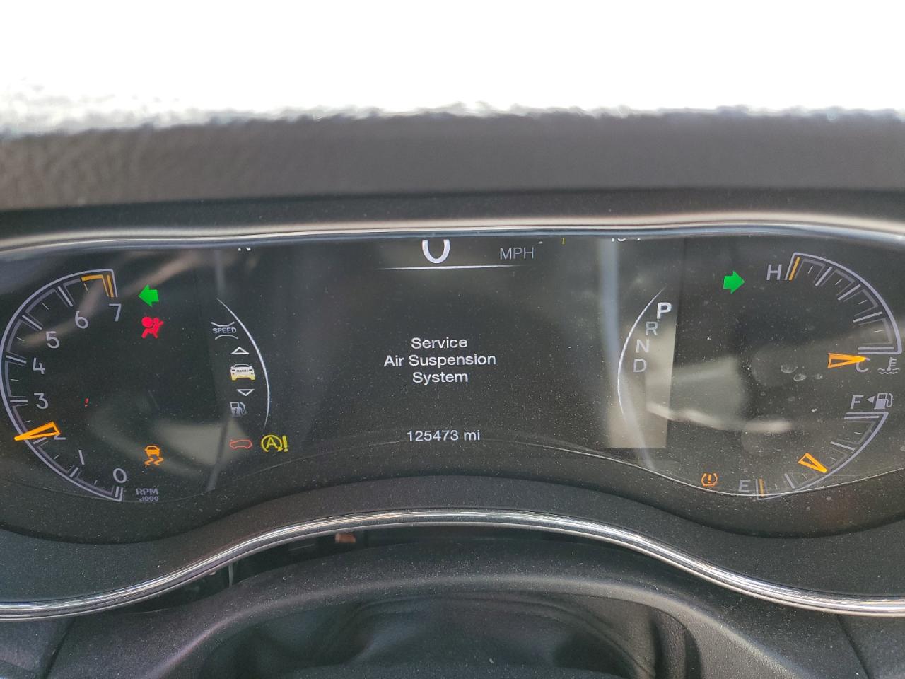 2018 Jeep Grand Cherokee - Image 9