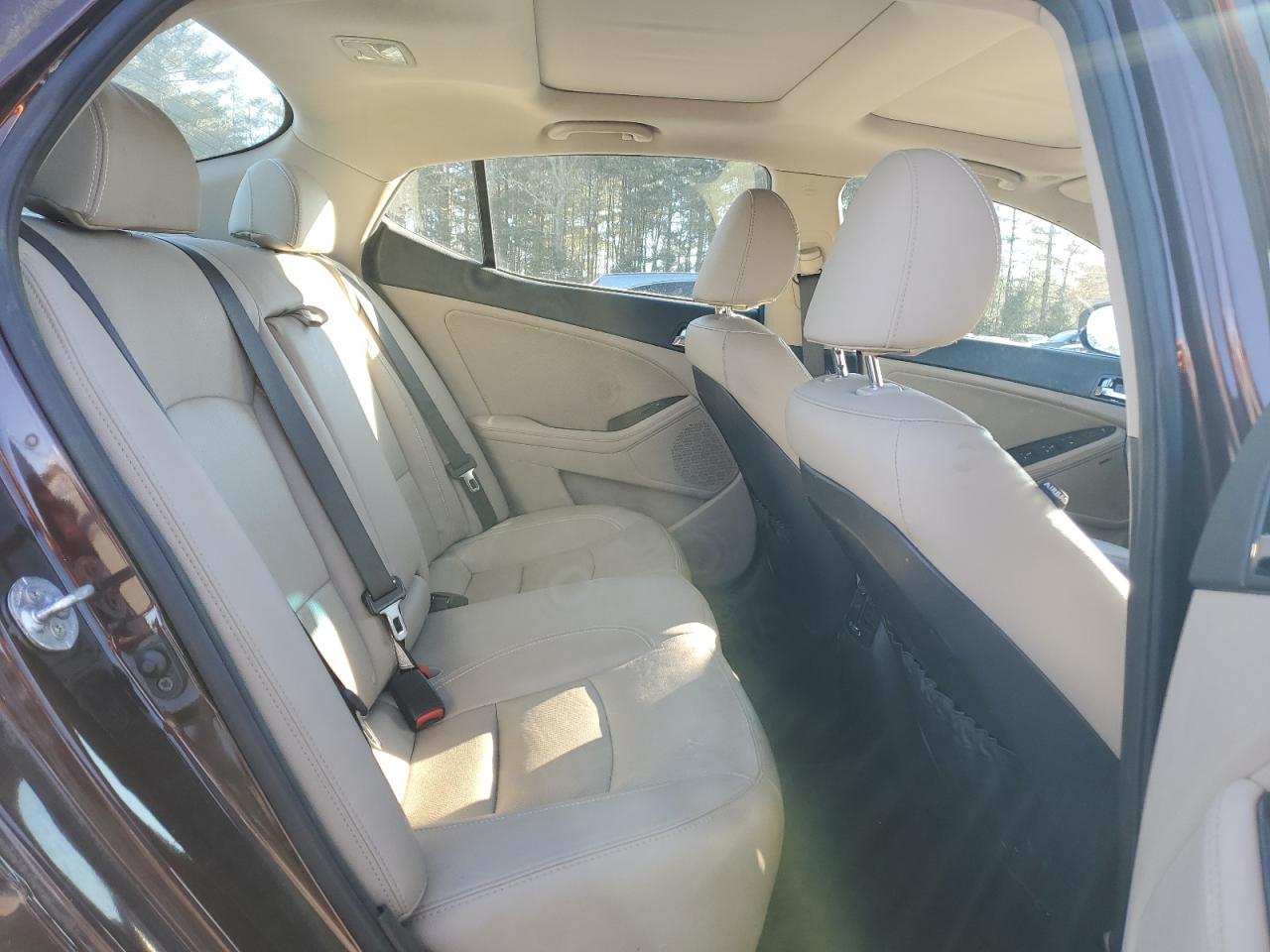 2013 Kia Optima - Image 10