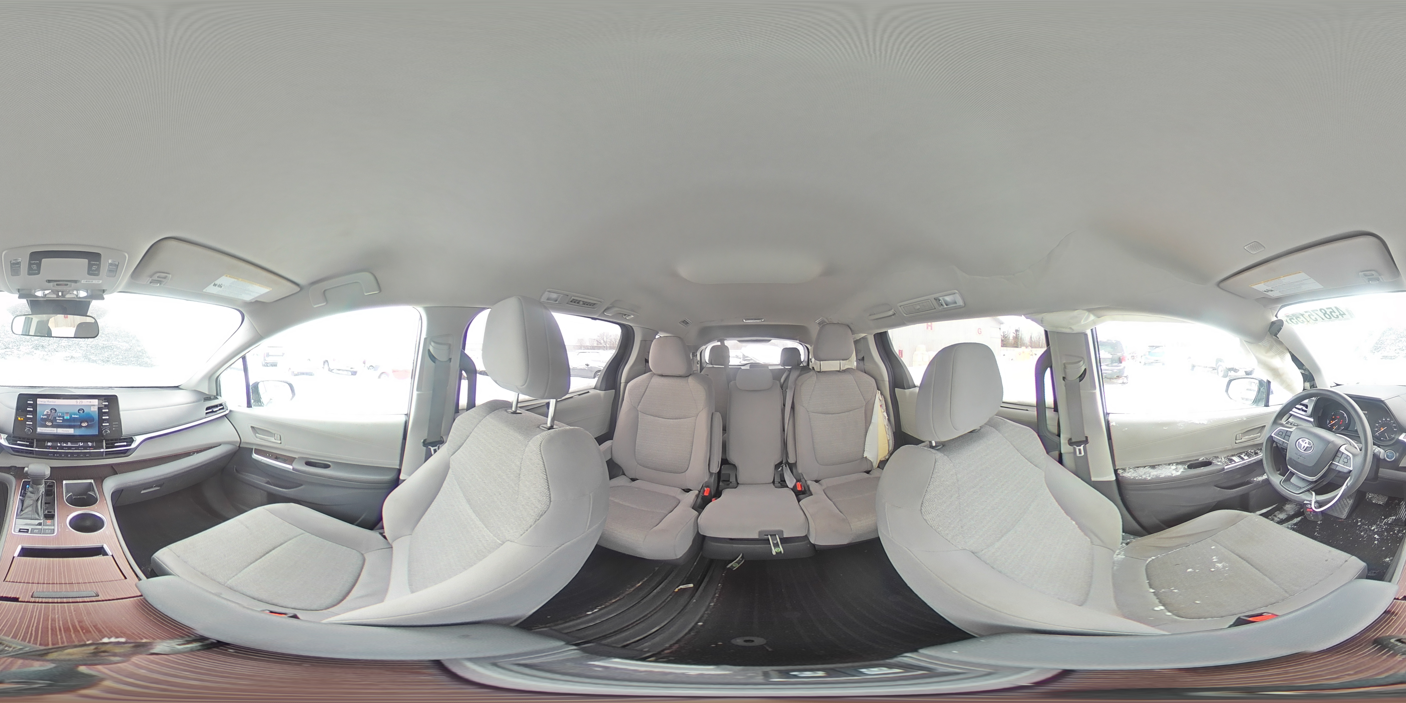 2021 Toyota Sienna - Image 13