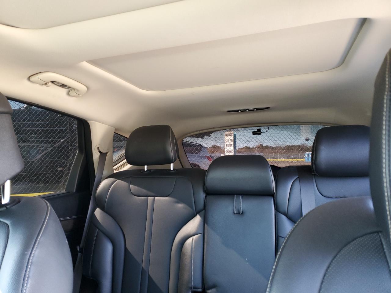 2021 Genesis GV80 - Image 10