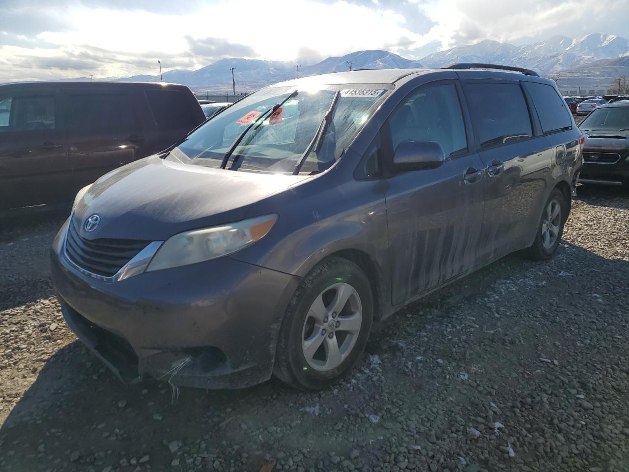 2011 Toyota Sienna - Image 1